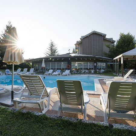 Hotel Bavaria Levico Terme Exteriér fotografie