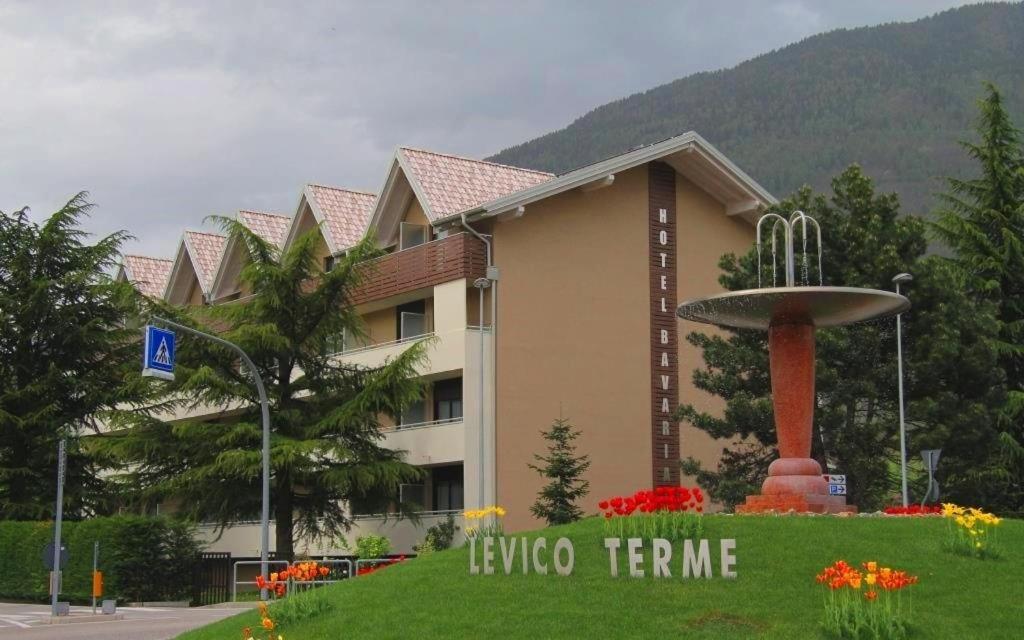 Hotel Bavaria Levico Terme Exteriér fotografie