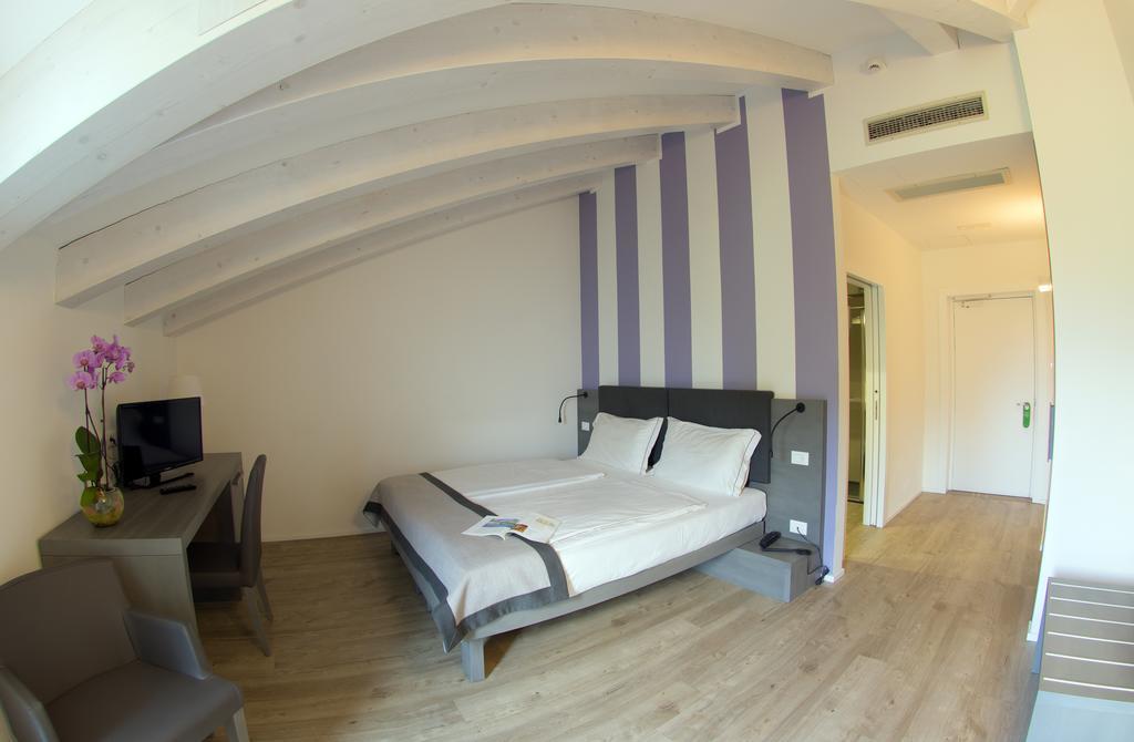Hotel Bavaria Levico Terme Exteriér fotografie