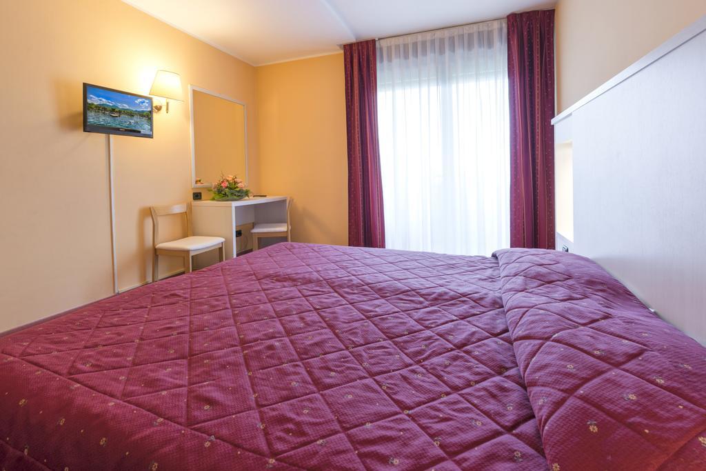 Hotel Bavaria Levico Terme Exteriér fotografie