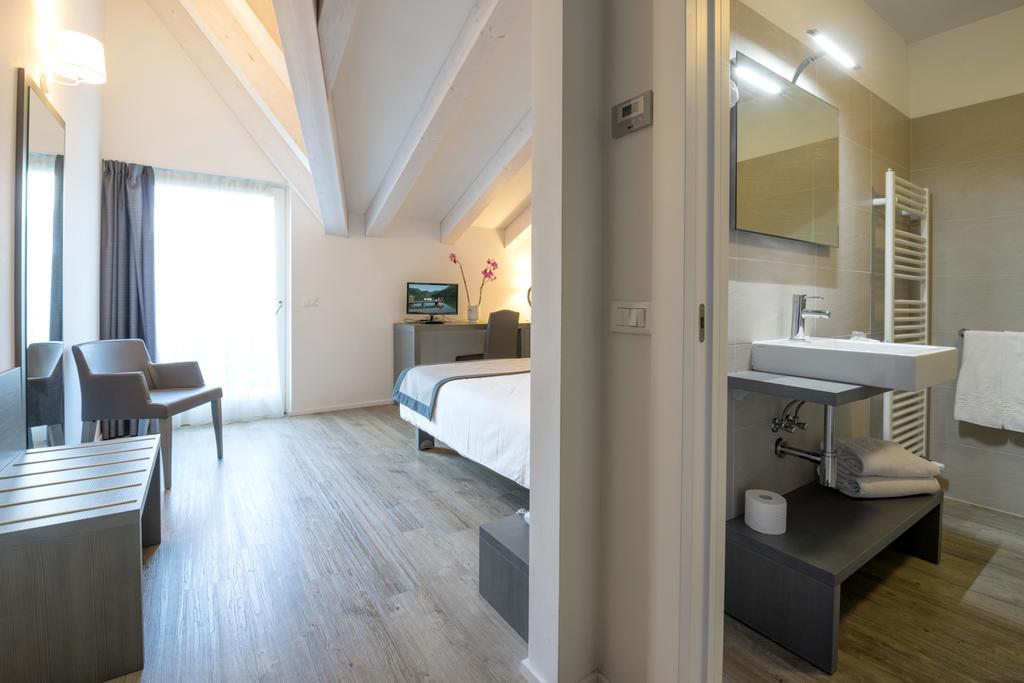 Hotel Bavaria Levico Terme Exteriér fotografie