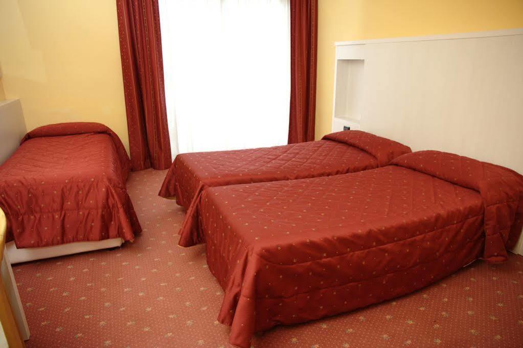 Hotel Bavaria Levico Terme Exteriér fotografie